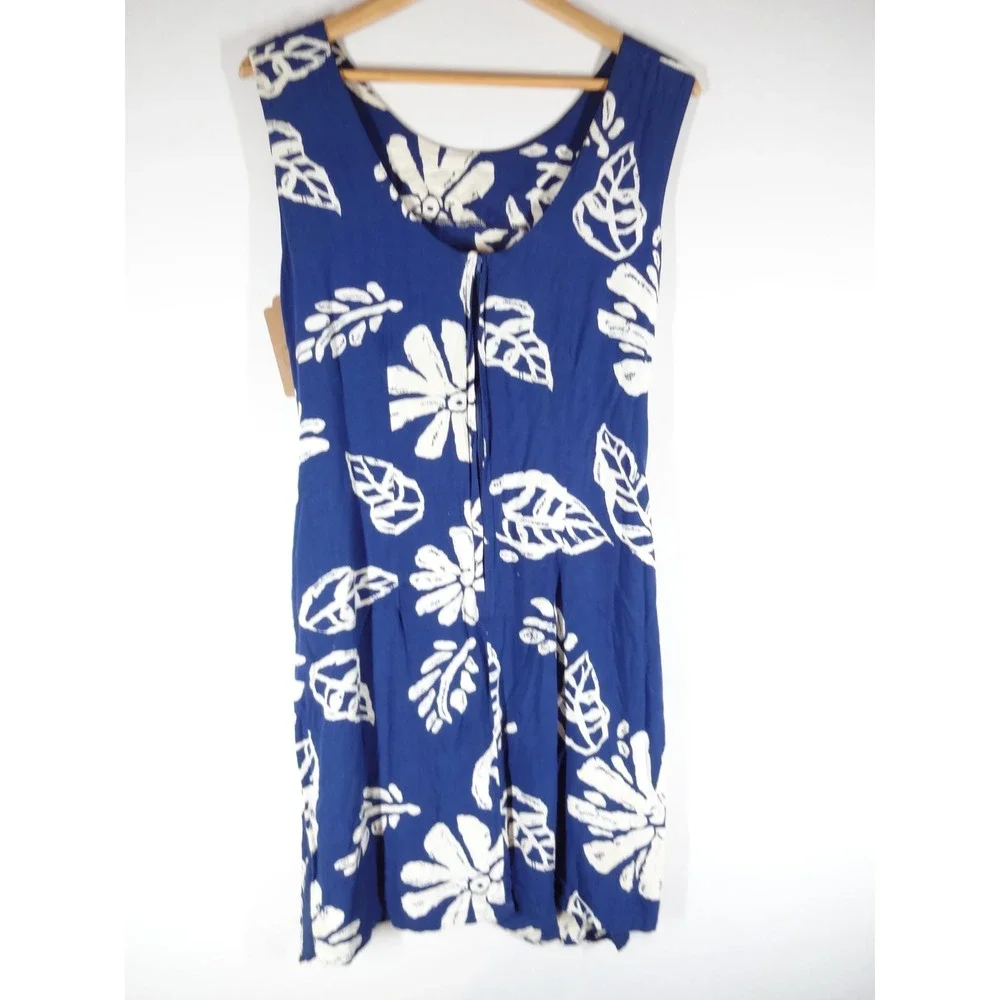 VTG Pineapple Moon Hawaiian Dress Women Medium Blue Floral Tropical Sarong 90s